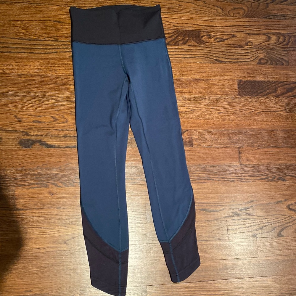 Lululemon train times 7/8 leggings size 2